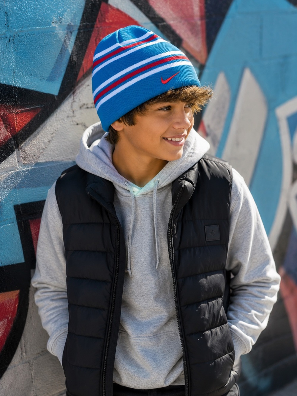 Nike Striped Beanie Hat Blue White Red‎ Knit Swoosh Logo  NWT Youth 7-16